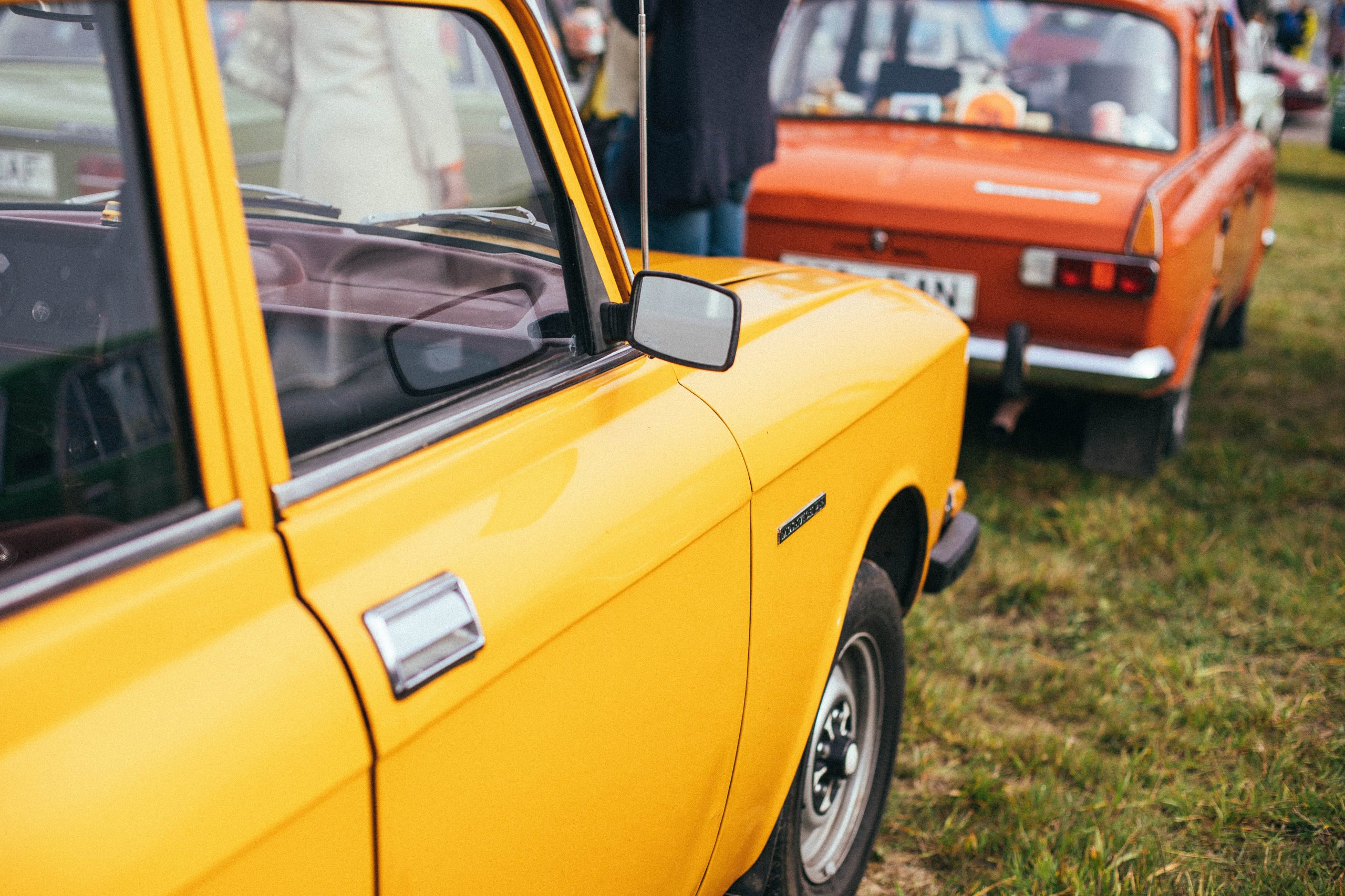 Wat Bepaalt de Waarde Van Een Auto? Kenteken Check RDW